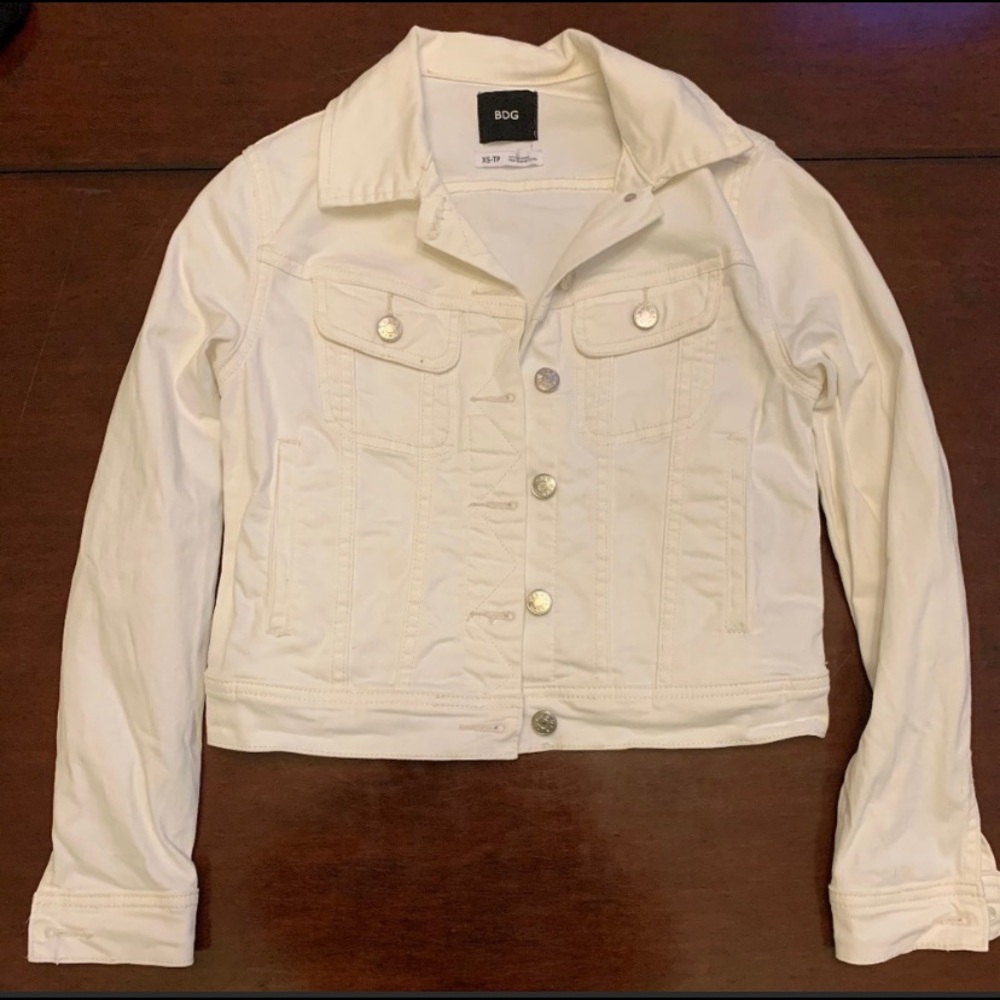BDG Cropped White Denim Jacket